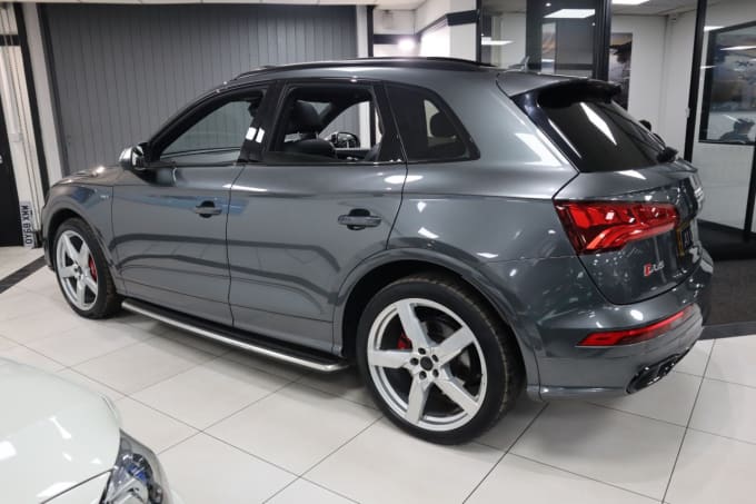 2025 Audi Sq5