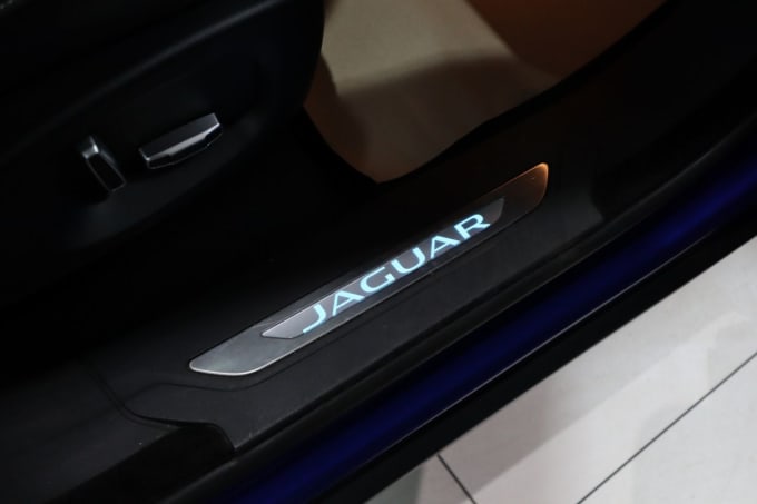 2025 Jaguar F-pace