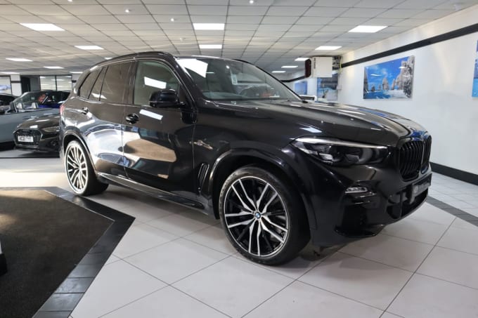 2025 BMW X5