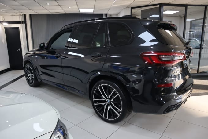 2025 BMW X5