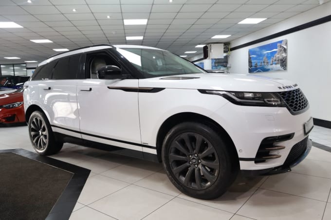 2025 Land Rover Range Rover Velar