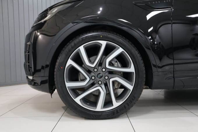 2025 Land Rover Discovery