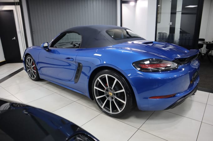 2025 Porsche 718 Boxster