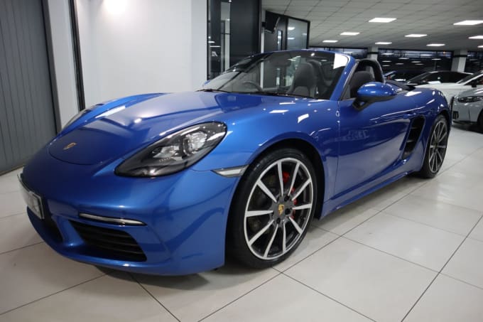 2025 Porsche 718 Boxster