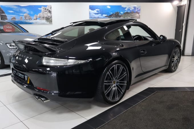 2025 Porsche 911