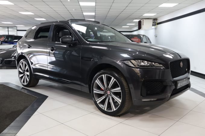 2025 Jaguar F-pace