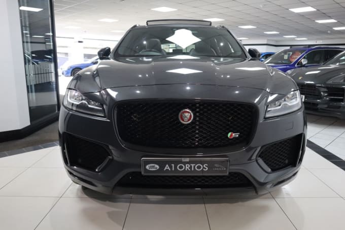 2025 Jaguar F-pace