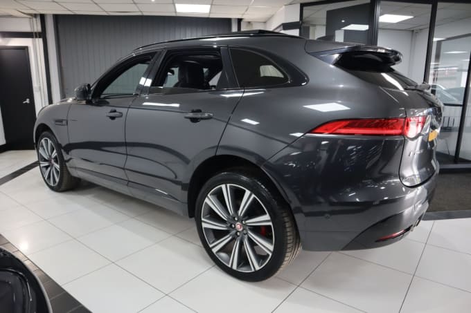 2025 Jaguar F-pace