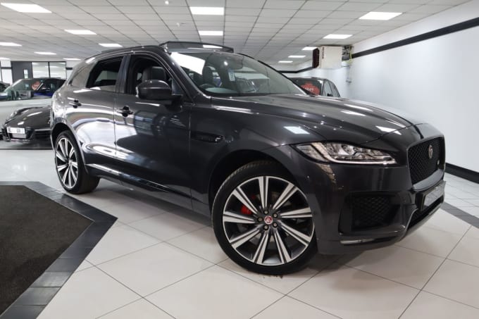 2025 Jaguar F-pace