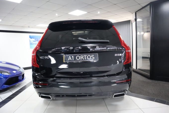 2025 Volvo Xc90