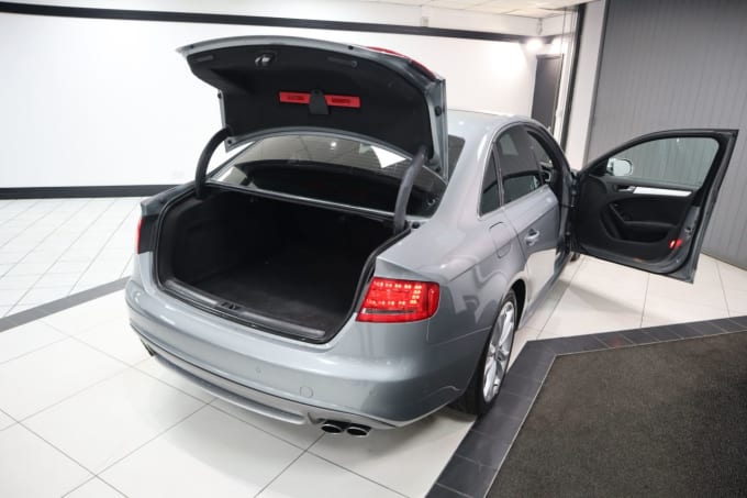 2025 Audi S4