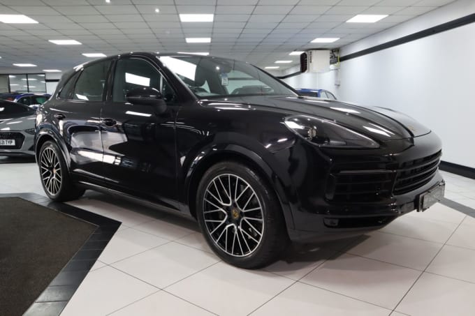 2025 Porsche Cayenne