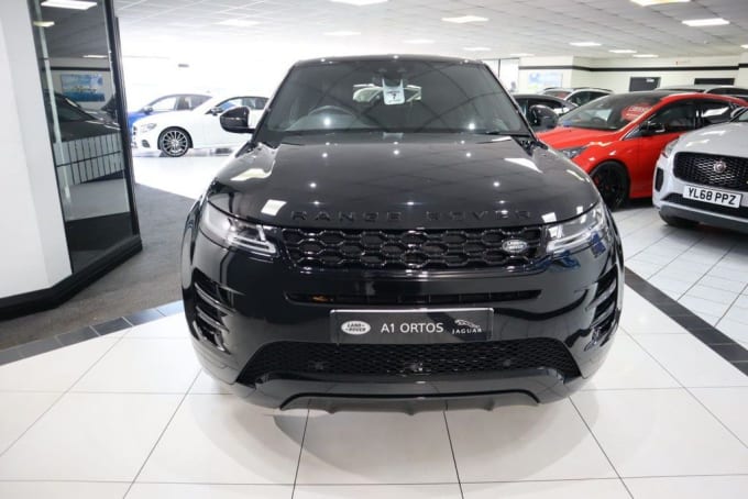 2025 Land Rover Range Rover Evoque