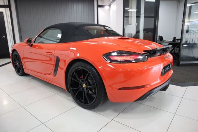 2025 Porsche 718 Boxster