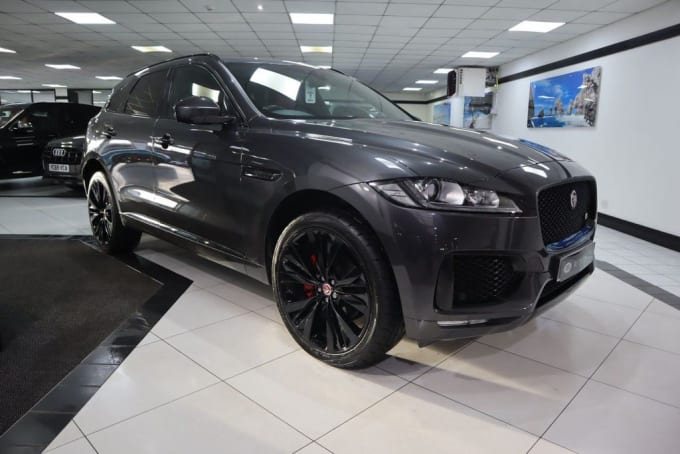 2025 Jaguar F-pace