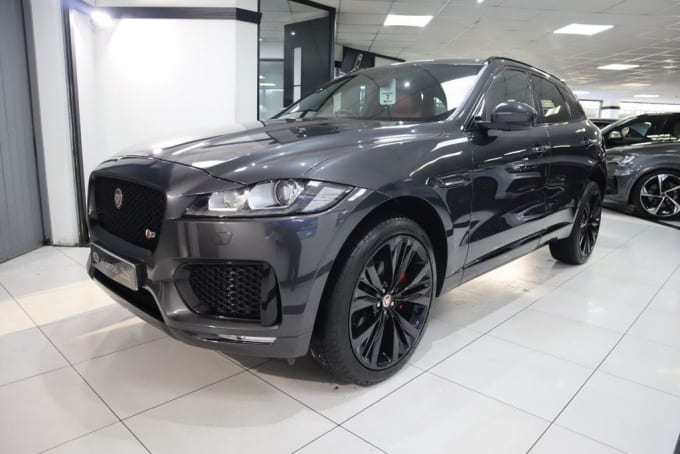 2025 Jaguar F-pace