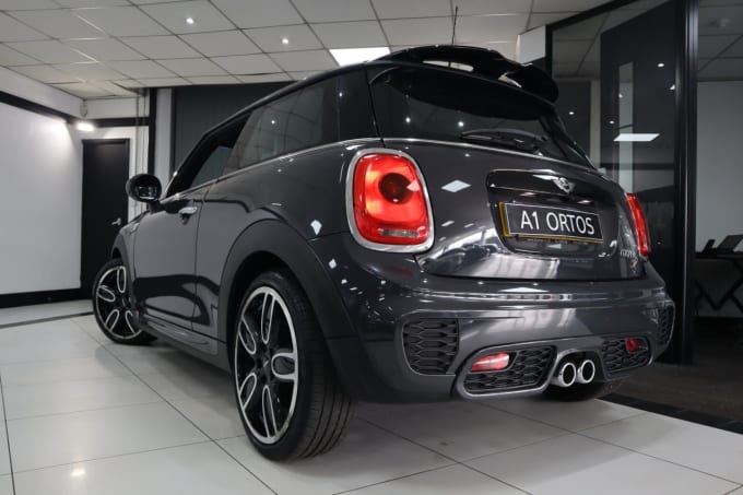 2025 Mini Hatch