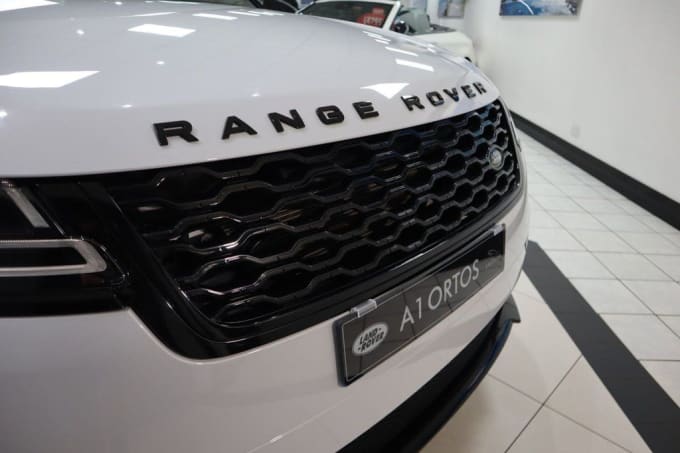 2025 Land Rover Range Rover Velar