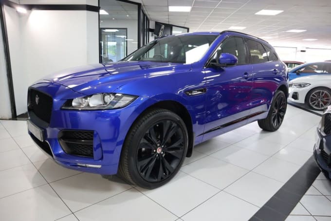 2025 Jaguar F-pace