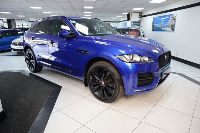 2025 Jaguar F-pace