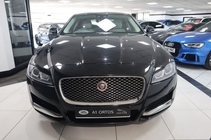 2025 Jaguar Xf