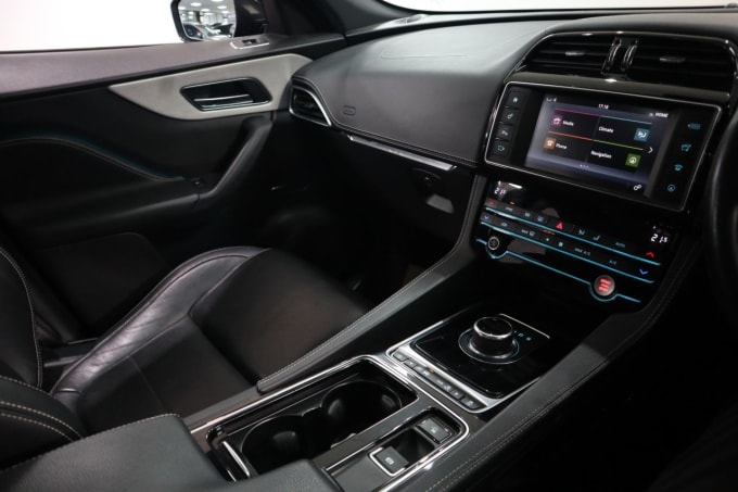 2025 Jaguar F-pace