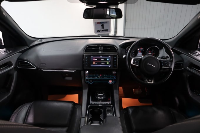 2025 Jaguar F-pace