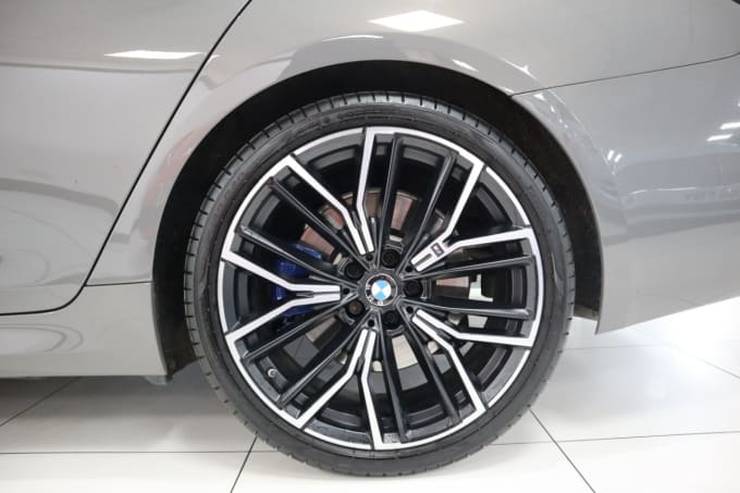 2025 BMW 5 Series