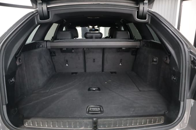 2025 BMW 5 Series