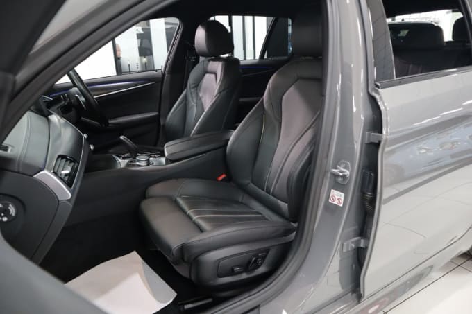 2025 BMW 5 Series