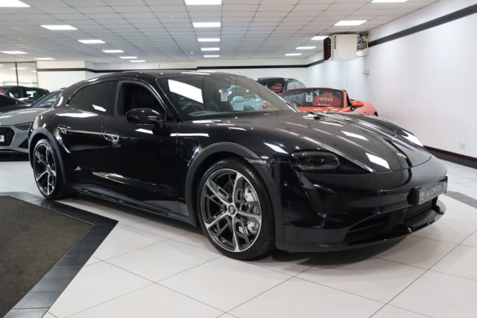 2025 Porsche Taycan