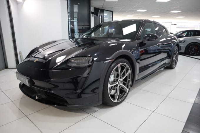 2025 Porsche Taycan