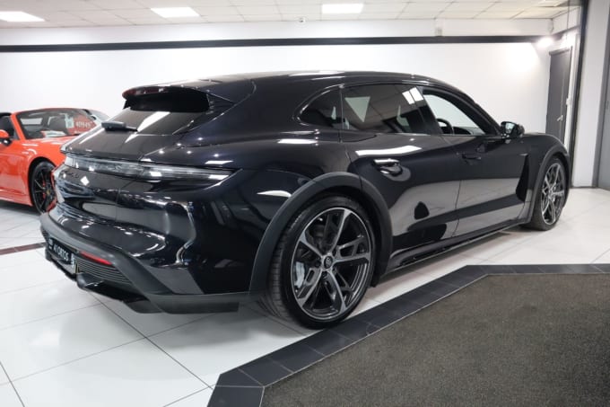 2025 Porsche Taycan