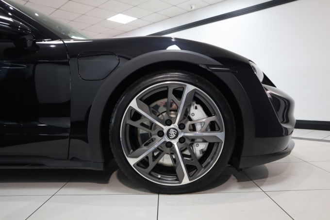 2025 Porsche Taycan