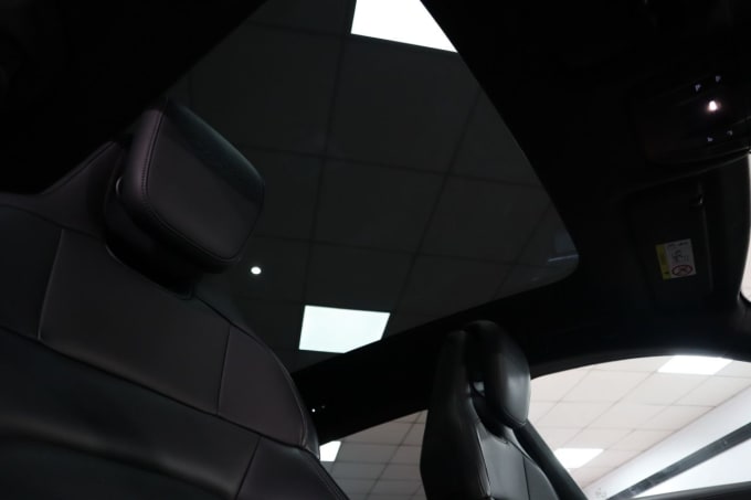2025 Porsche Taycan