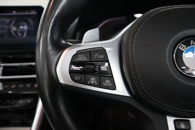 2025 BMW 8 Series