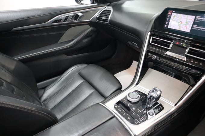 2025 BMW 8 Series