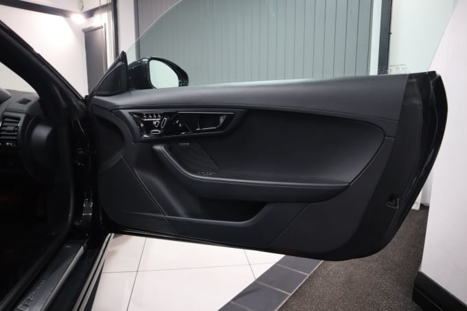 2018 Jaguar F-type