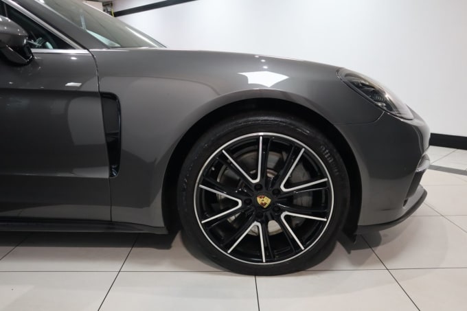 2025 Porsche Panamera