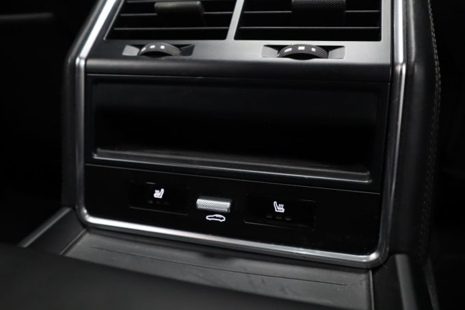 2025 Porsche Panamera