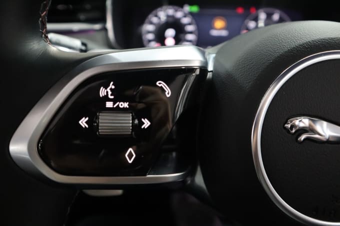 2025 Jaguar F-pace