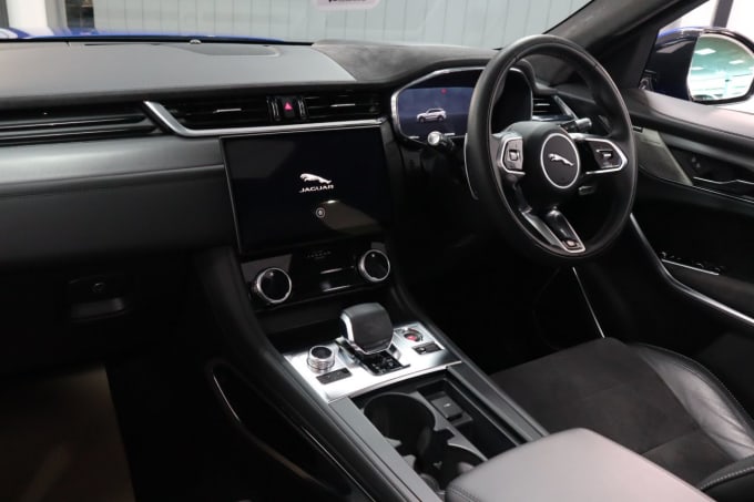 2025 Jaguar F-pace
