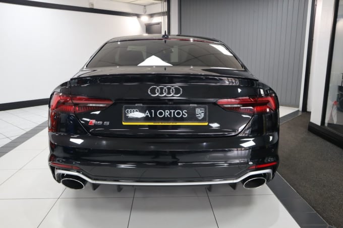 2025 Audi Rs5
