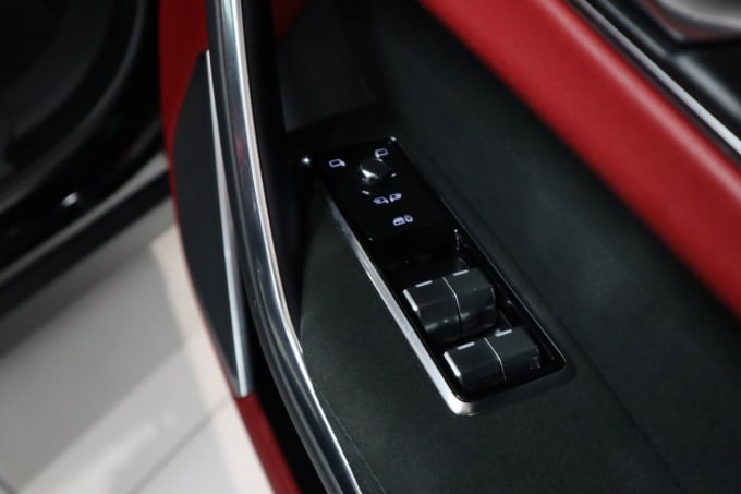 2025 Jaguar F-pace
