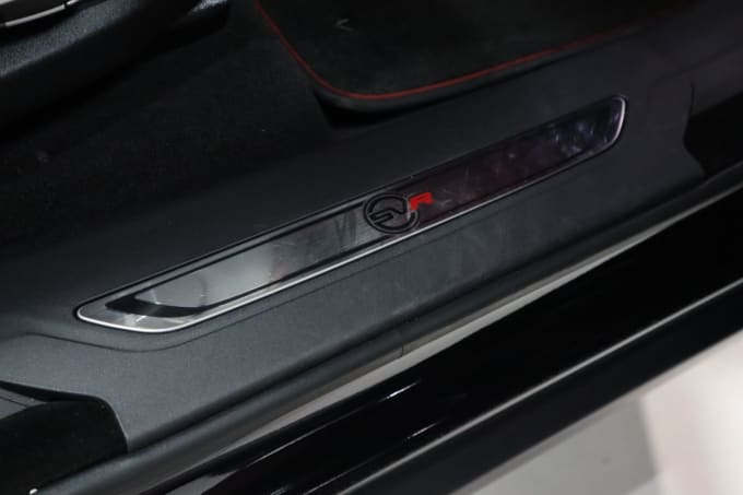 2025 Jaguar F-pace