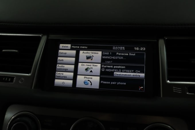 2025 Land Rover Range Rover Sport