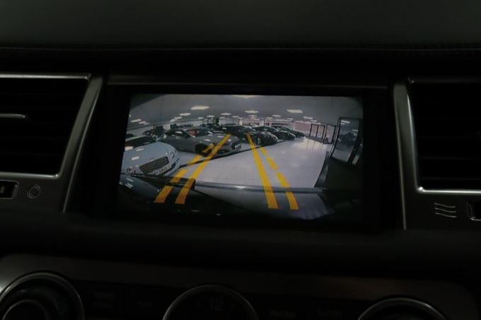2025 Land Rover Range Rover Sport