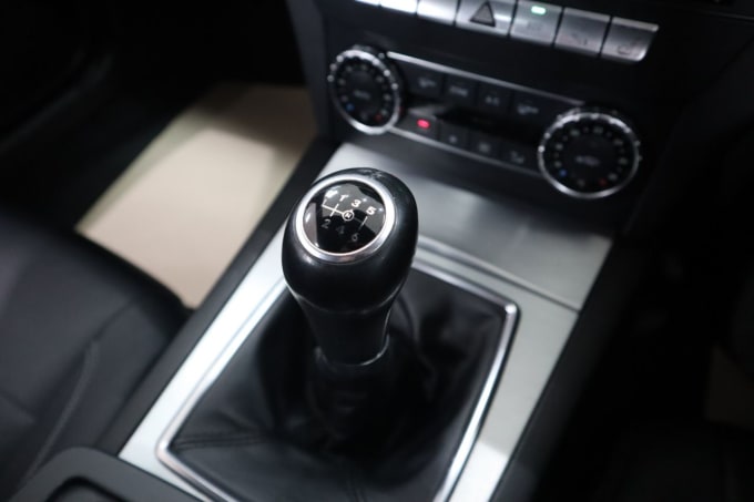 2025 Mercedes-benz C-class