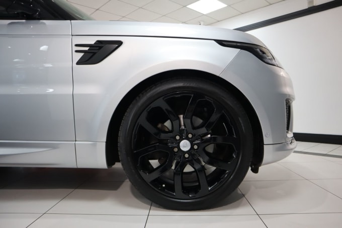 2025 Land Rover Range Rover Sport