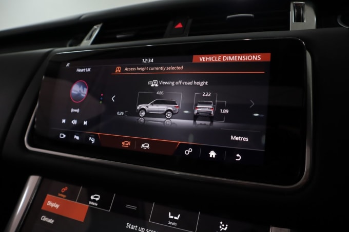 2025 Land Rover Range Rover Sport